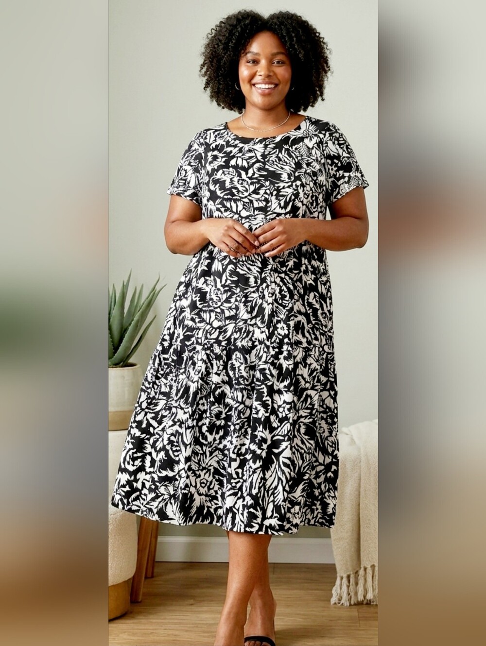 Autograph 100% Viscose Black & White Floral Short-Sleeve Tiered Midi Dress 16